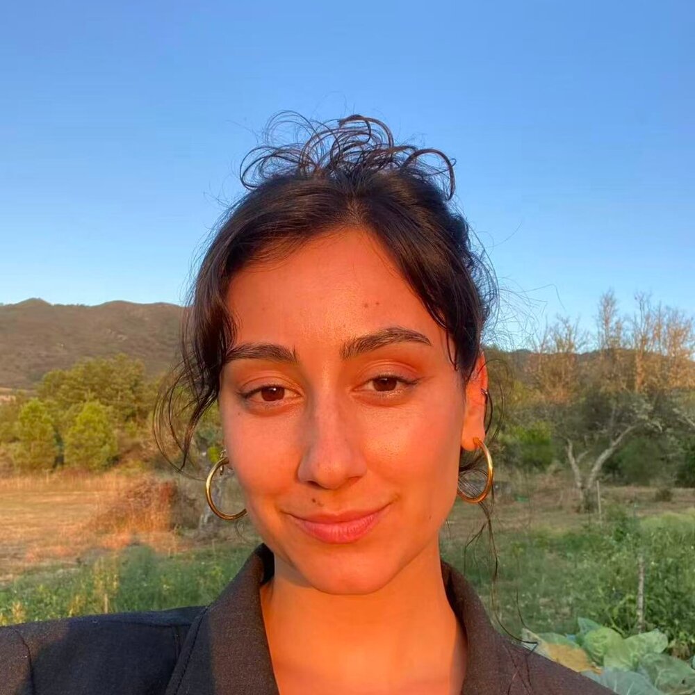 Meet your Posher, Canada